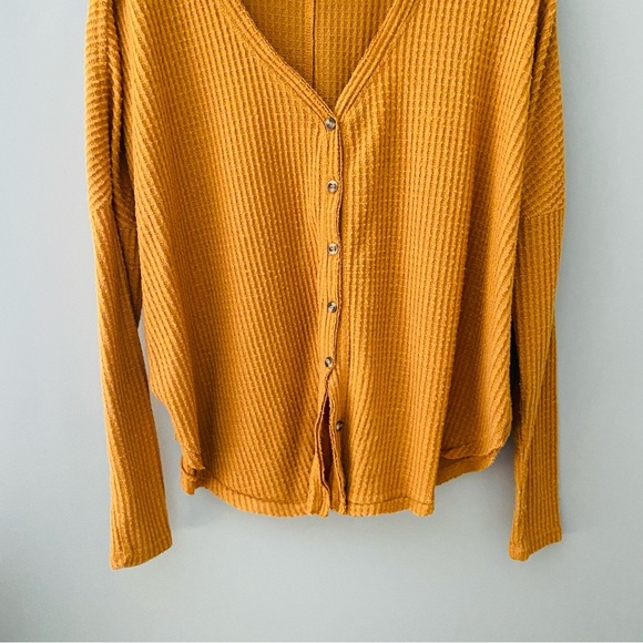 Urban Outfitters Jojo Oversized Waffle Knit Top Orange/Yellow Sz Medium - Picture 3 of 9